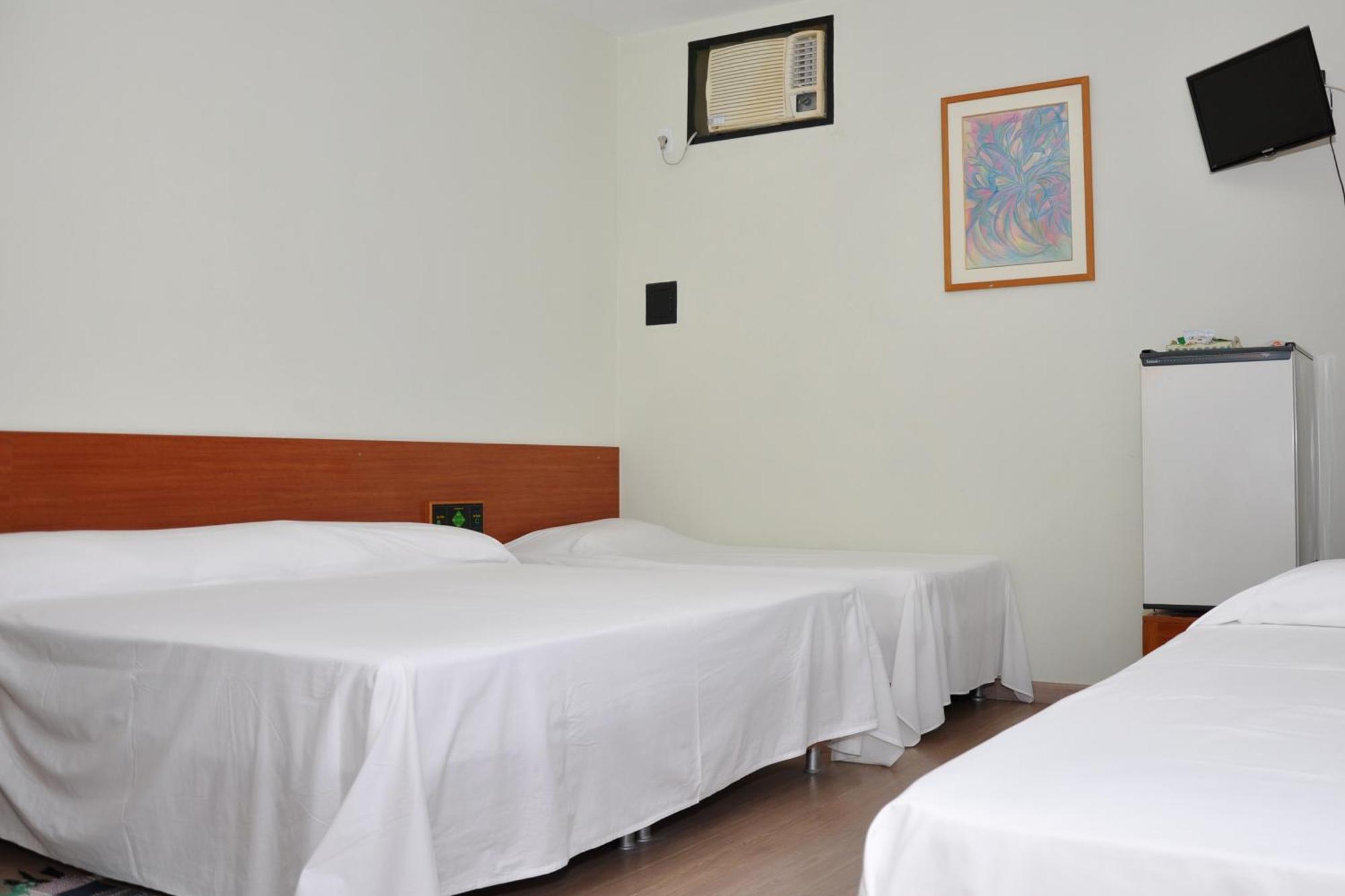 Hotel Carolina Plaza Uberaba Pokoj fotografie